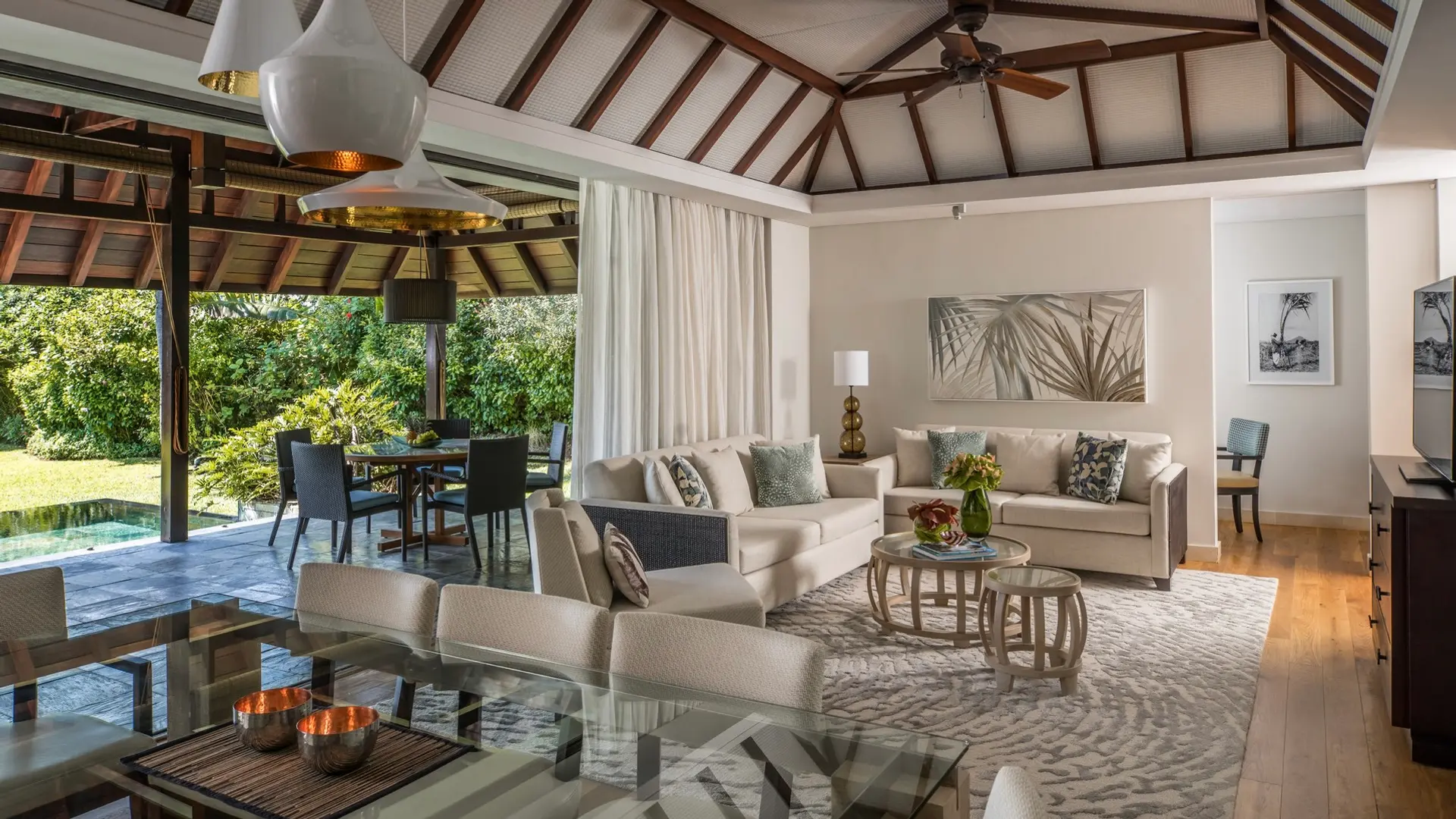 Hotel review Accommodation' - Four Seasons Resort Mauritius at Anahita - 6