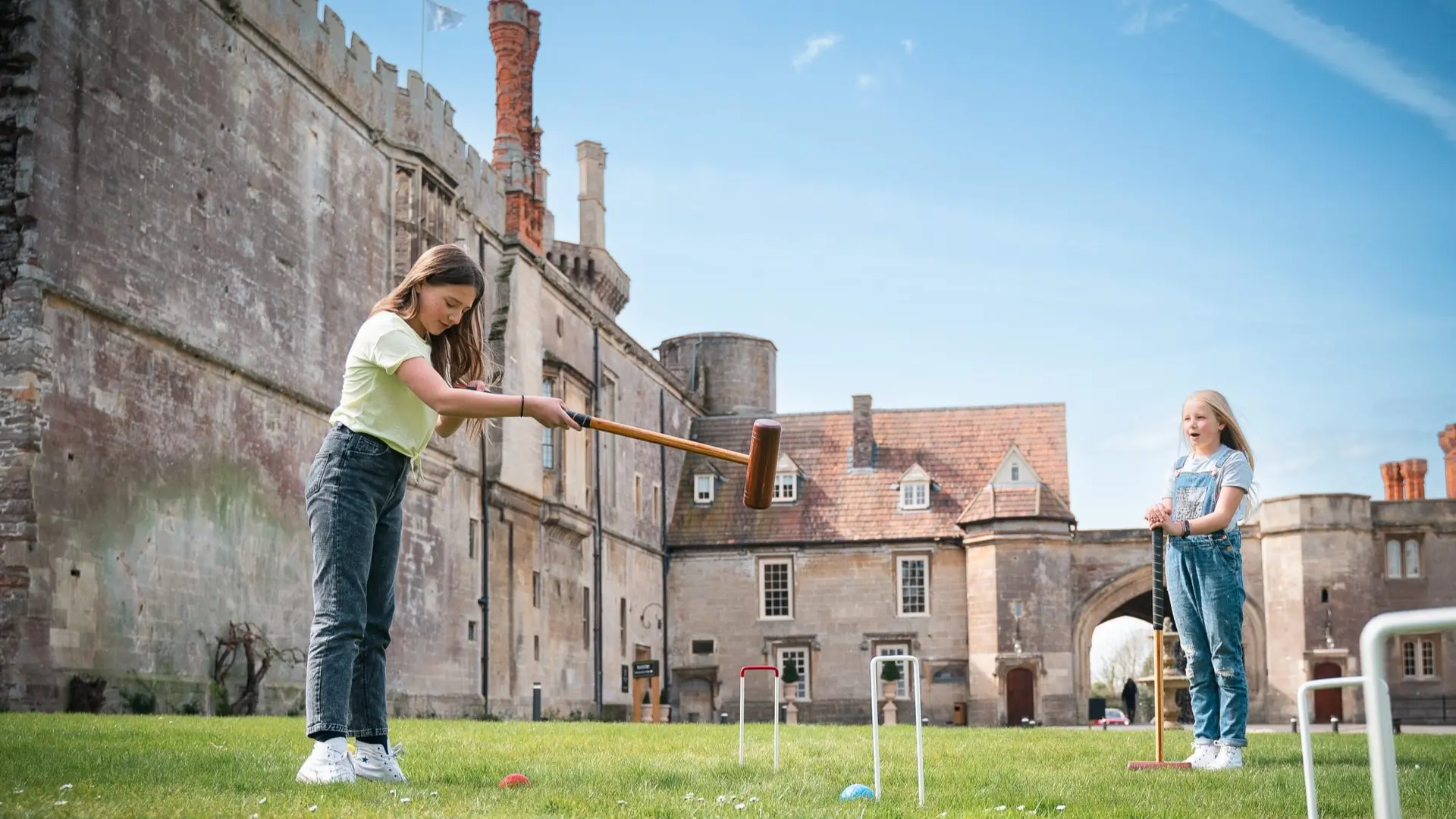 Hotel review Service & Facilities' - Thornbury Castle - 4