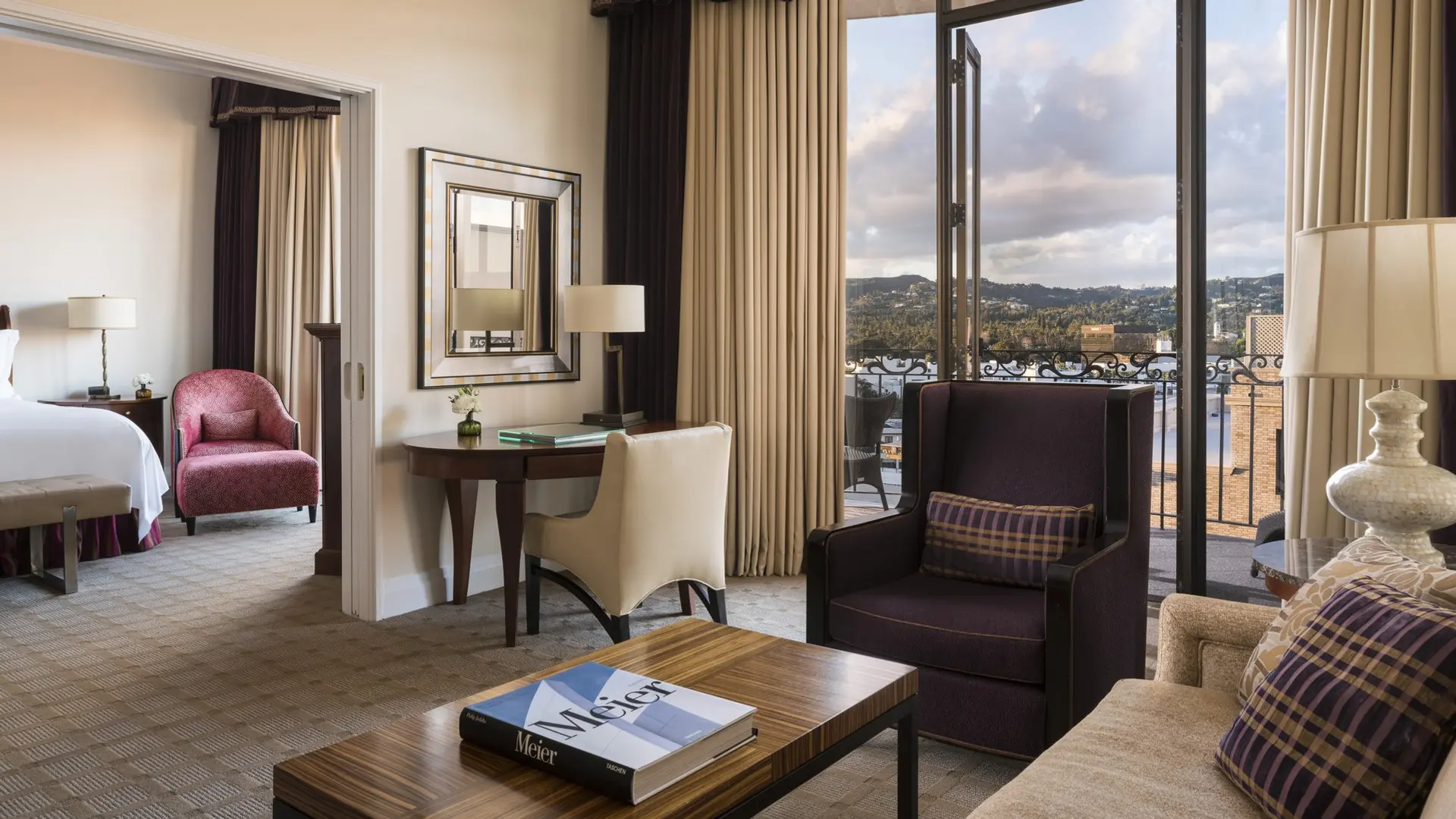 Hotel review Accommodation' - Beverly Wilshire, A Four Seasons Hotel - 4