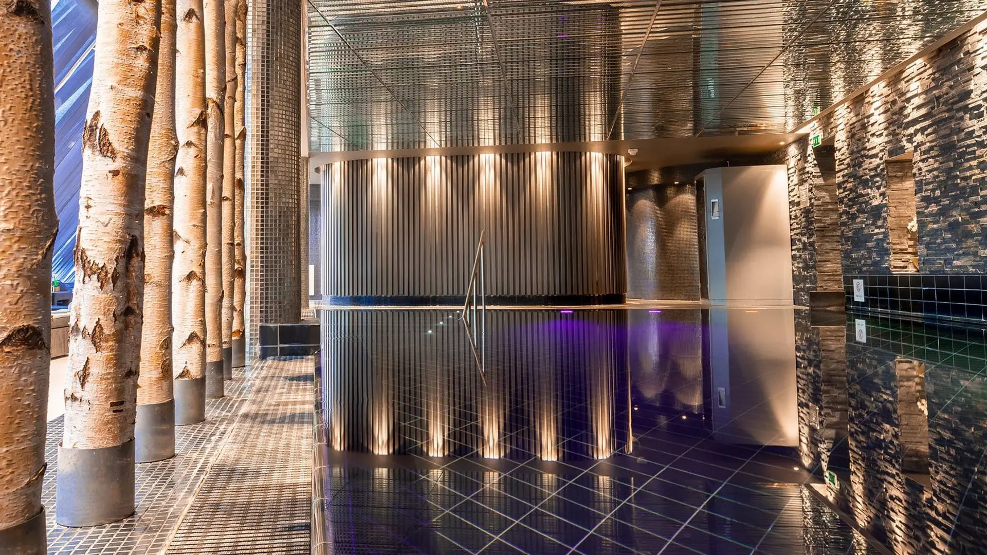 Review of Grand Hotel