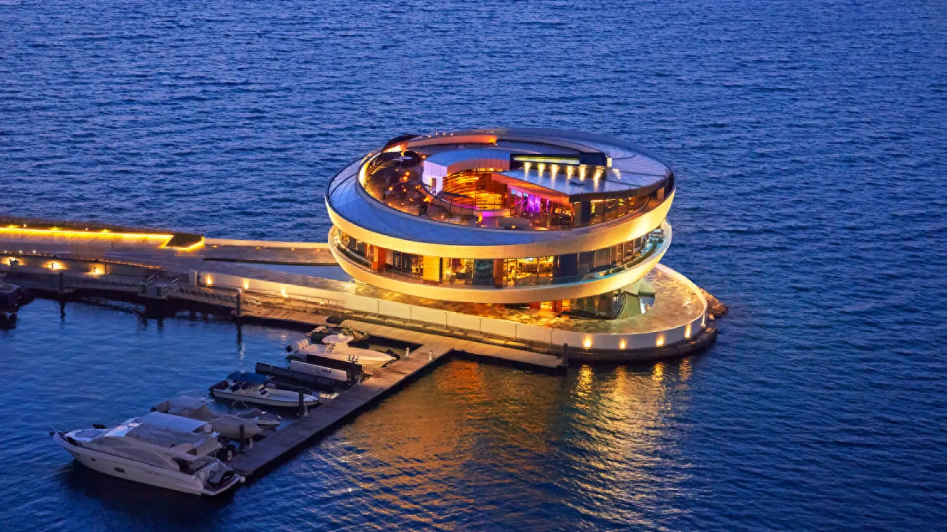 Hotel review Restaurants & Bars' - Four Seasons Hotel Doha - 1