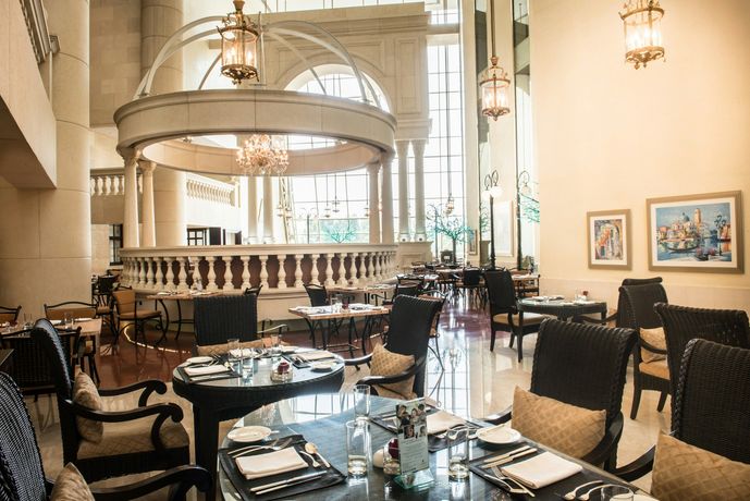 Grand Millennium Dubai - 28