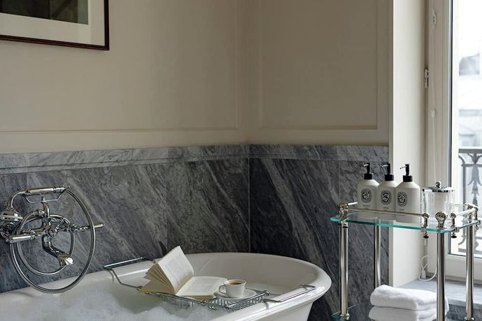 Verified hotel review - Hôtel Balzac - 31