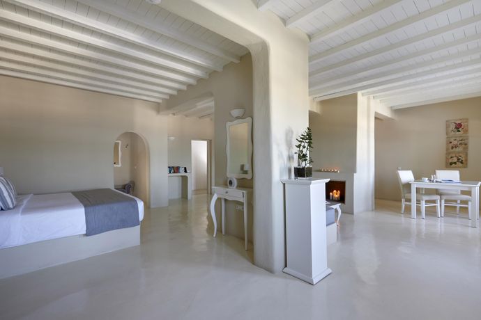 Verified hotel review - Carpe Diem Santorini Small Luxury Hotels of the World - 12