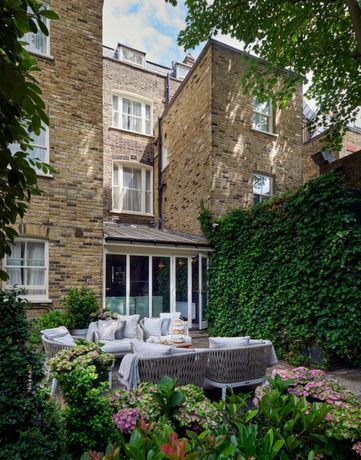 Verified hotel review - The Academy - 23