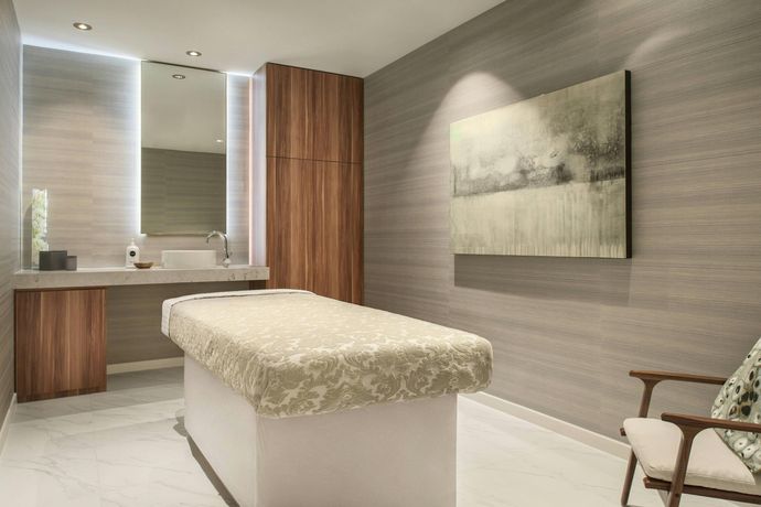 Verified hotel review - the DOUGLAS Autograph Collection - 16