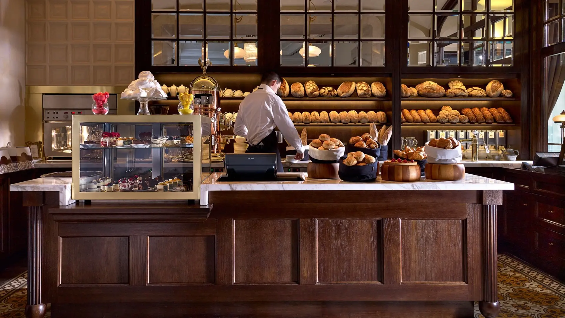 Hotel review Restaurants & Bars' - Four Seasons Hotel Gresham Palace Budapest - 1