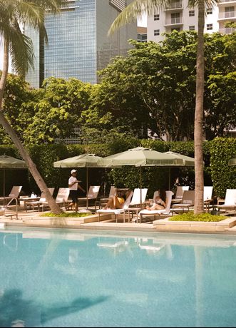 Four Seasons Hotel Miami