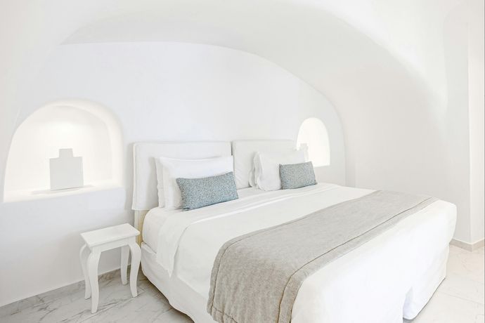Canaves Oia Suites & Spa