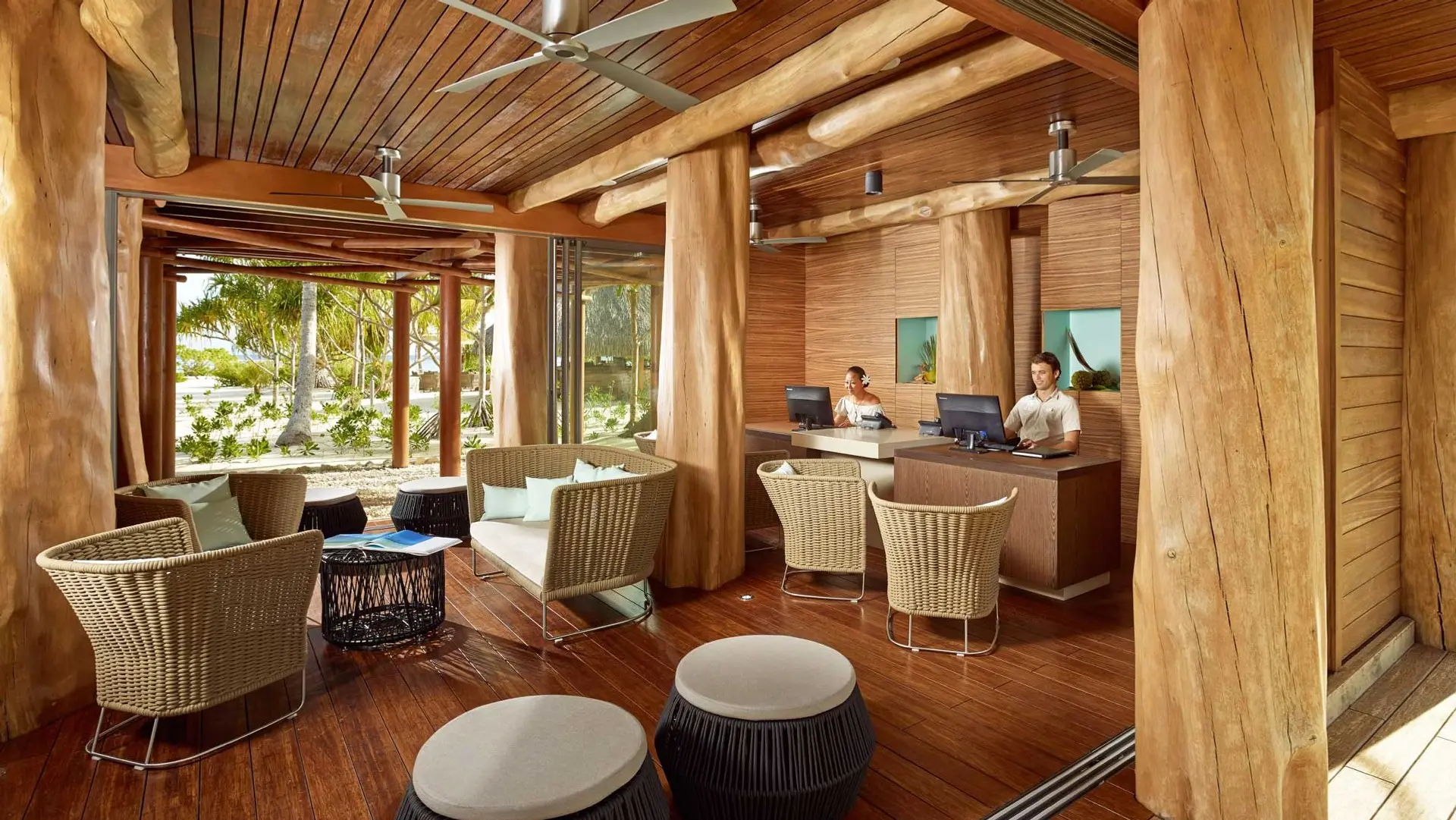 Hotel review Service & Facilities' - The Brando - 22