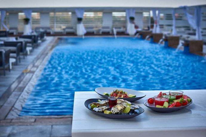 Media One Hotel - 57