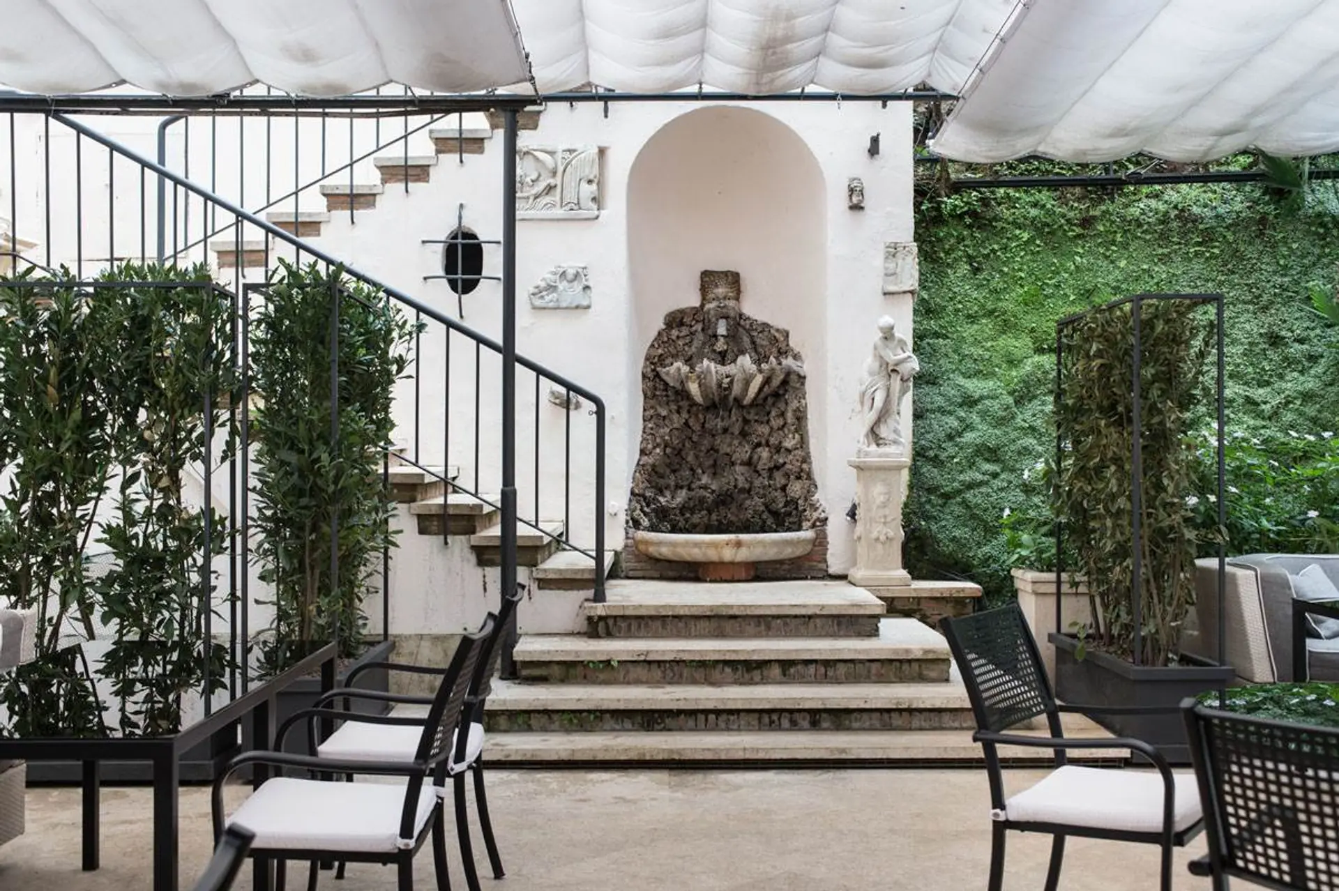 Hotel review Sustainability' - Hassler Roma - 1