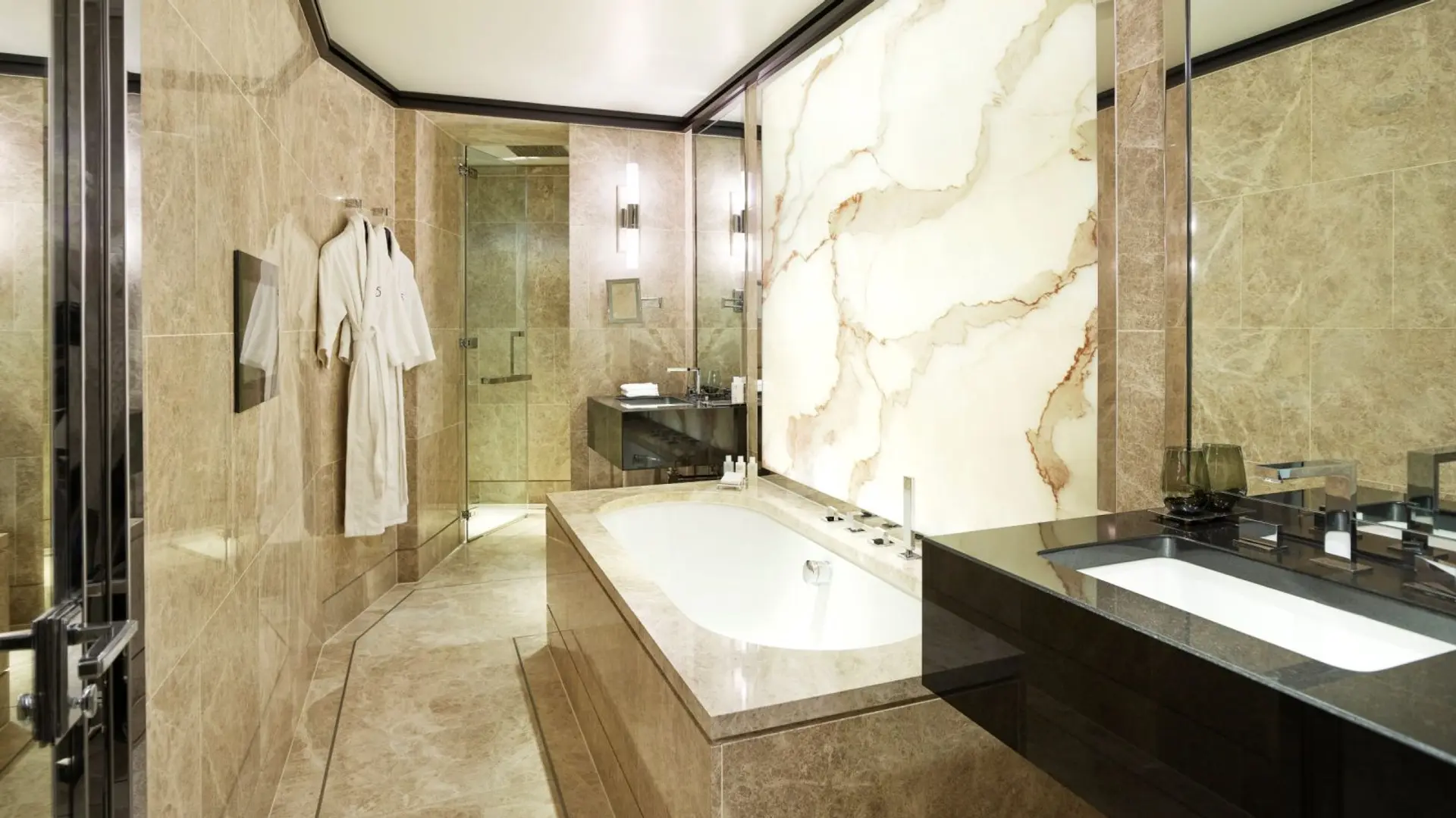 Hotel review Accommodation' - 45 Park Lane - Dorchester Collection - 1