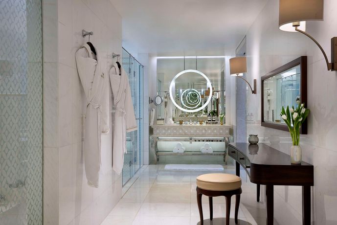 Waldorf Astoria Dubai Palm Jumeirah - 4