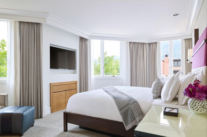 The Little Nell - 28