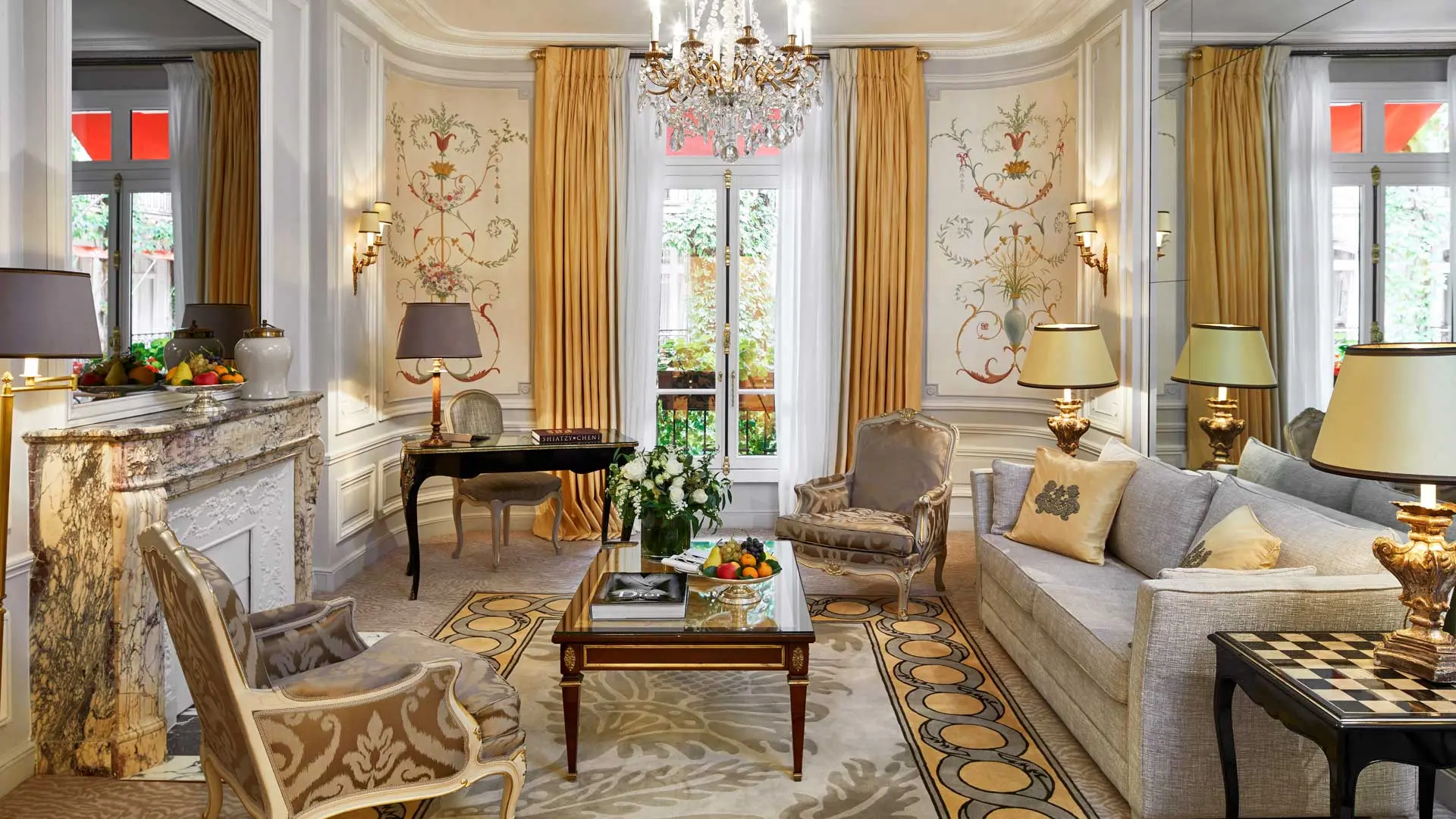 Review of Hôtel Plaza Athénée Paris - 10