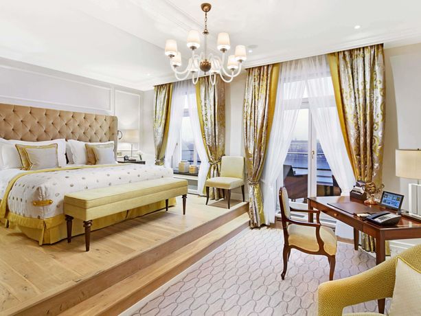 Fairmont Hotel Vier Jahreszeiten - 35