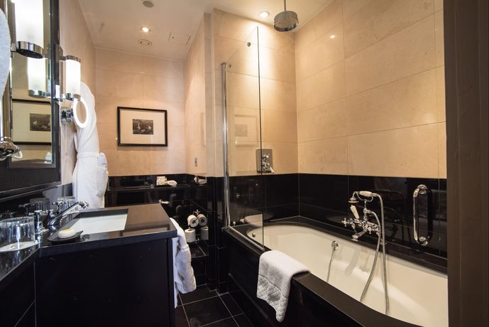 Verified hotel review - St James Hotel and Club Mayfair - 56