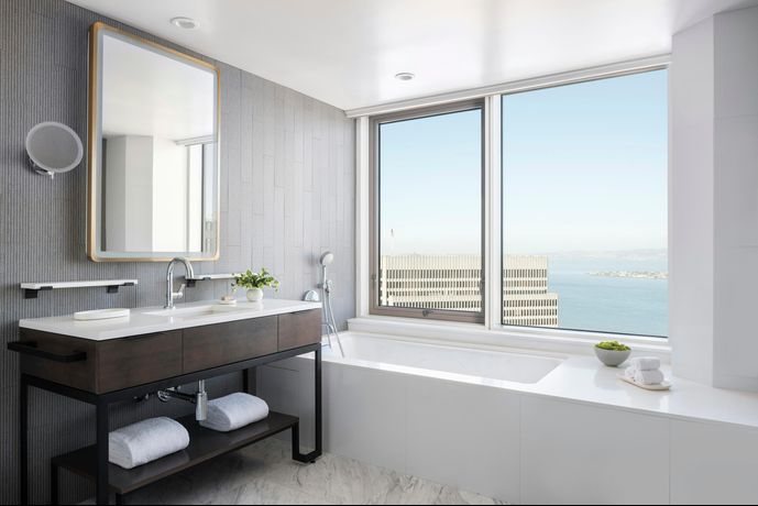 Verified hotel review - Four Seasons Hotel San Francisco at Embarcadero - 9