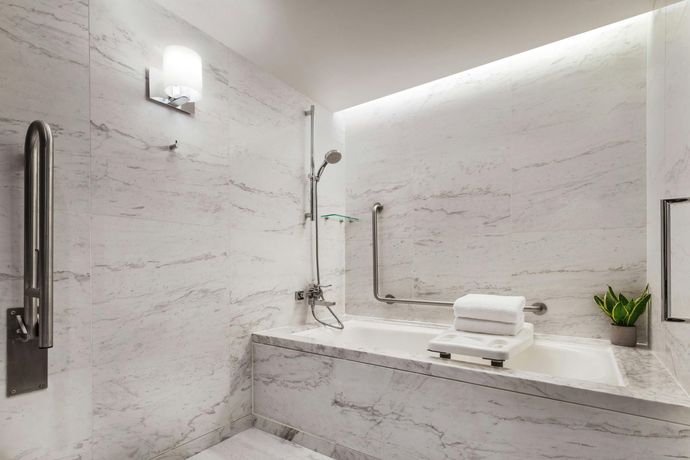 Hong Kong SkyCity Marriott Hotel - 43