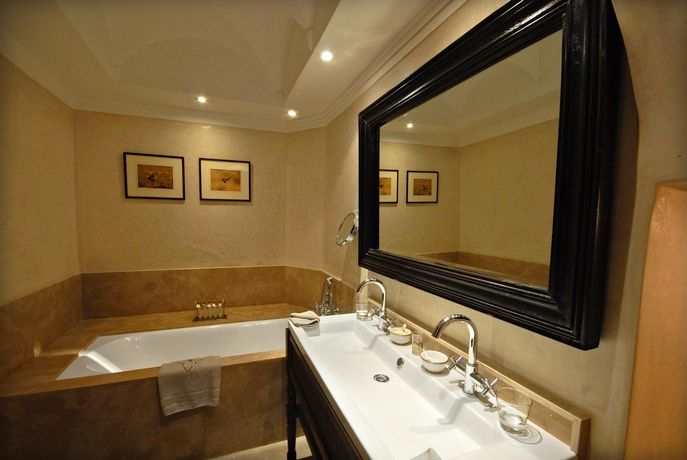 Verified hotel review - La Villa des Orangers - Relais & Chateaux - 53