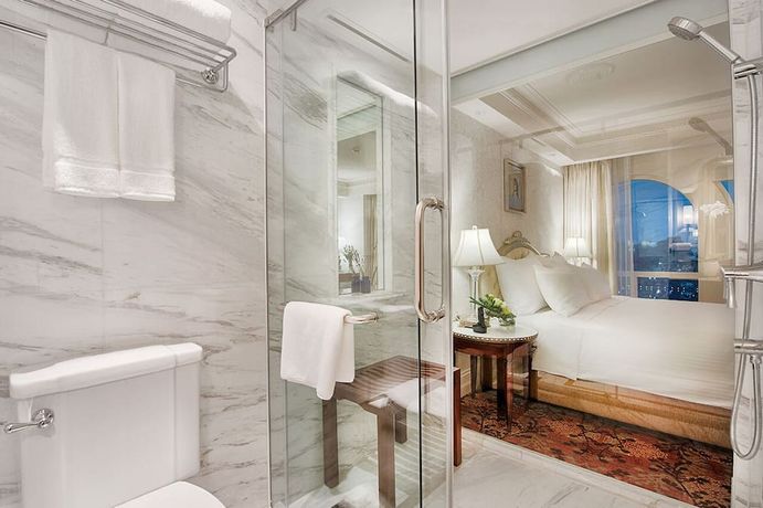 Verified hotel review - Apricot Hotel - 7