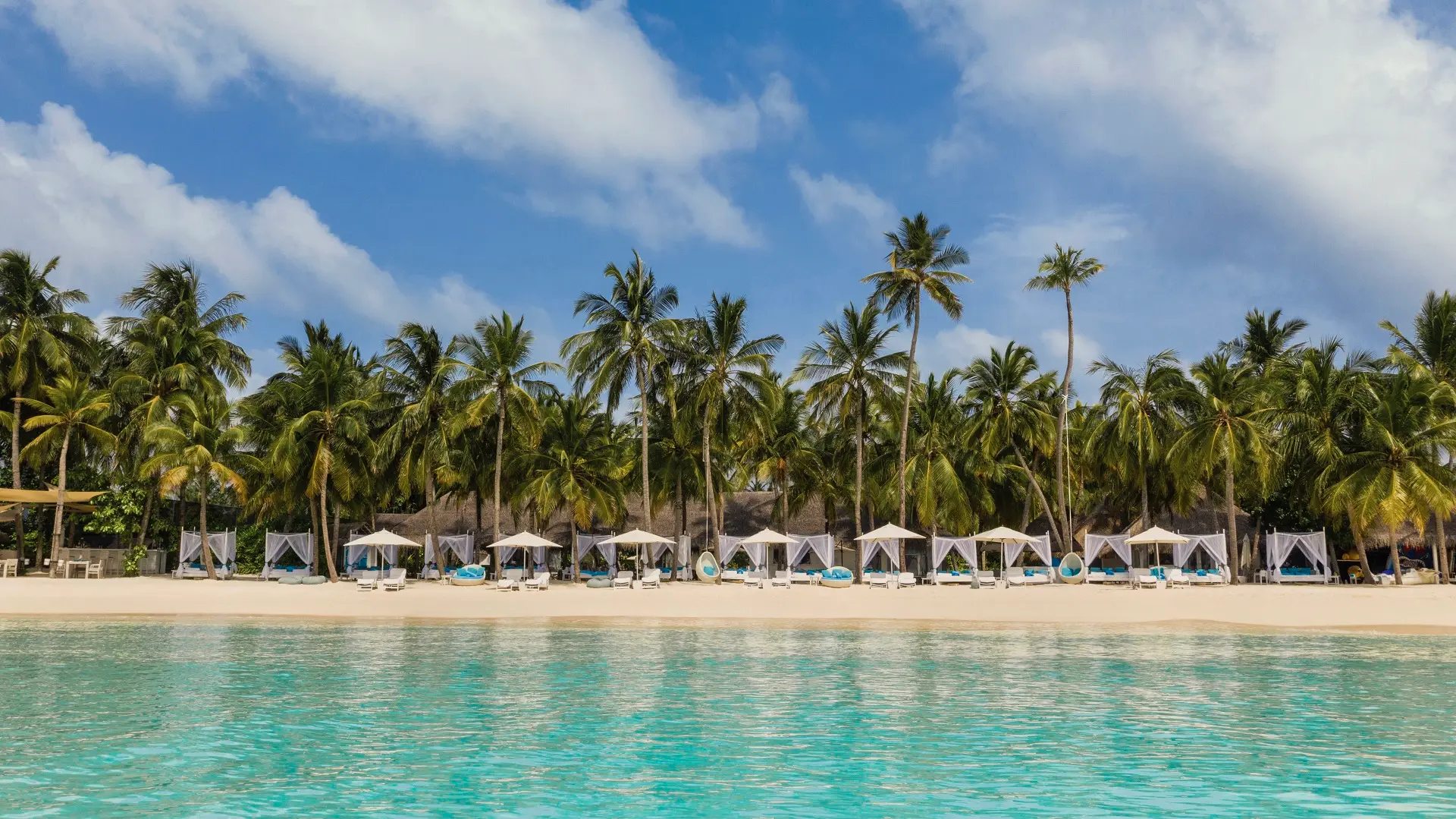 Hotel review What We Love' - One&Only Reethi Rah - 2