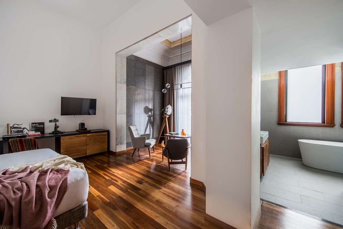 The Old Clare Hotel - 30