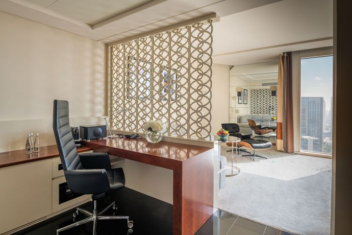 Jumeirah Emirates Towers - 6