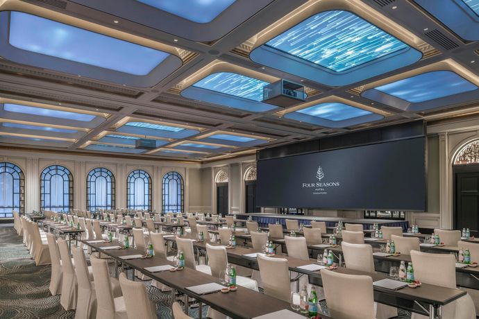 Verified hotel review - Four Seasons Hotel Singapore - 22