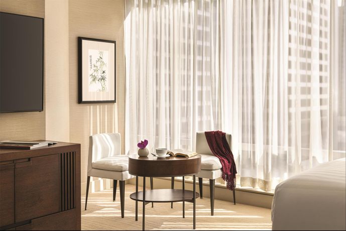 Verified hotel review - Shangri-La Vancouver - 42