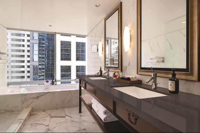 Verified hotel review - Shangri-La Vancouver - 30