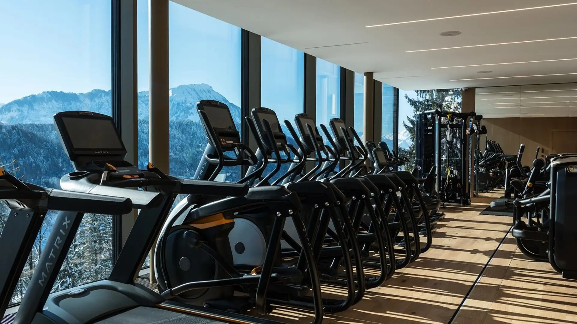 Hotel review Service & Facilities' - Bürgenstock Hotels & Resort - 7