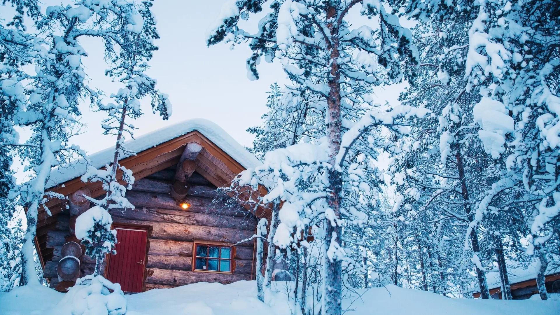 Review of Kakslauttanen Arctic Resort - Igloos and Chalets - 9