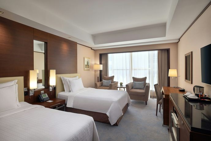 Grand Millennium Dubai - 26