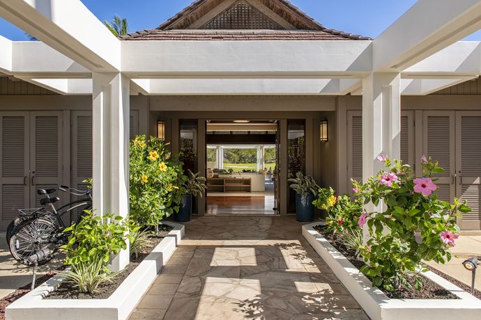 Verified hotel review - Mauna Lani Bay Hotel & Bungalows - 19