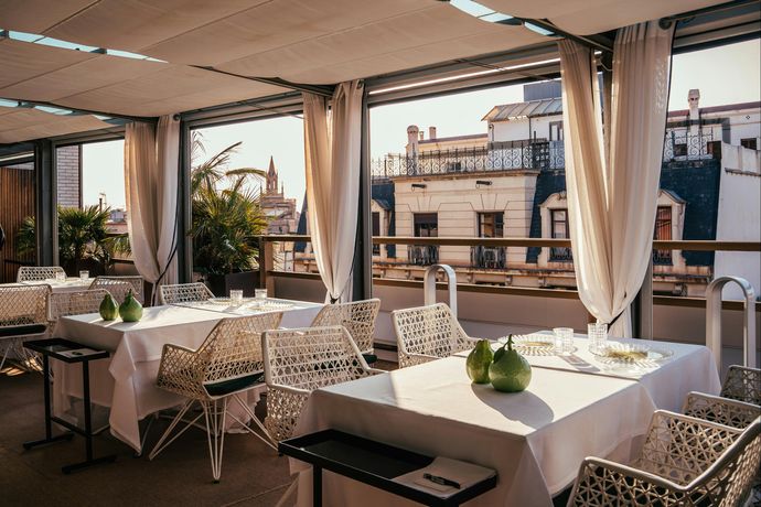 Verified hotel review - Claris Hotel GL - 23