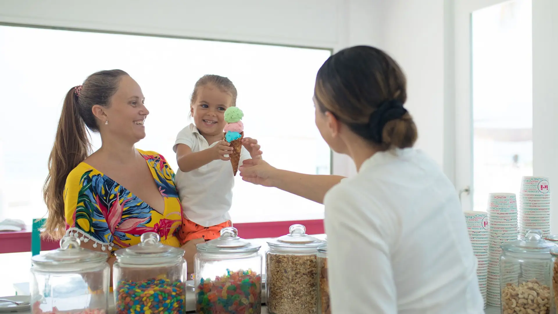 Hotel review What We Love' - LUX* South Ari Atoll - 0