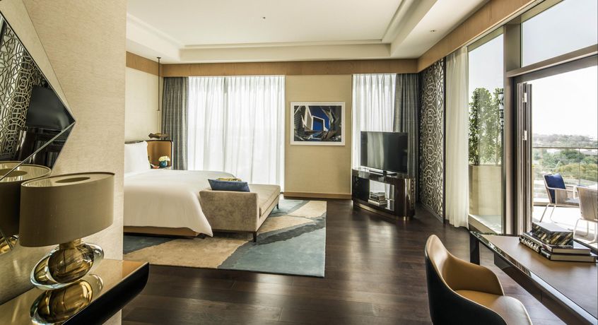 Four Seasons Hotel Dubai International Financial Centre - 12