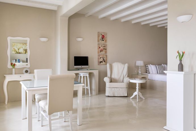 Verified hotel review - Carpe Diem Santorini Small Luxury Hotels of the World - 27