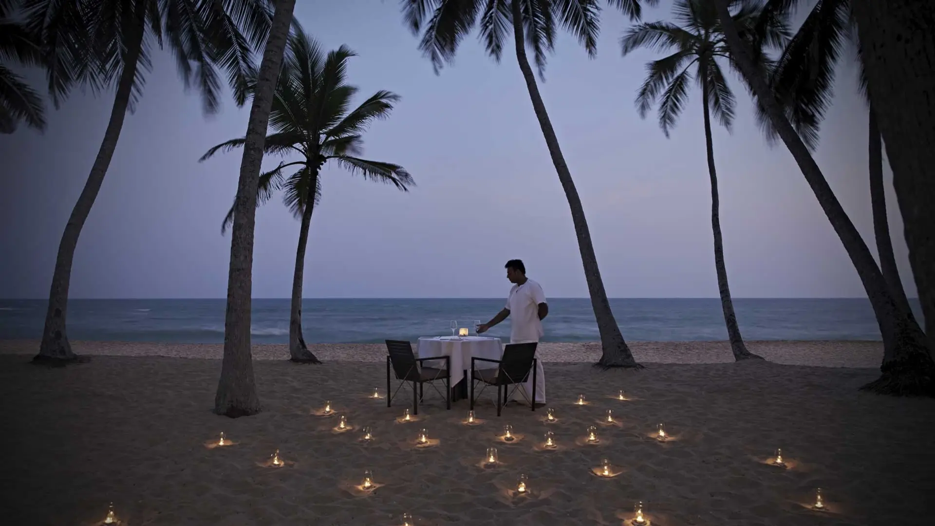 Hotel review Restaurants & Bars' - Amanwella - 6