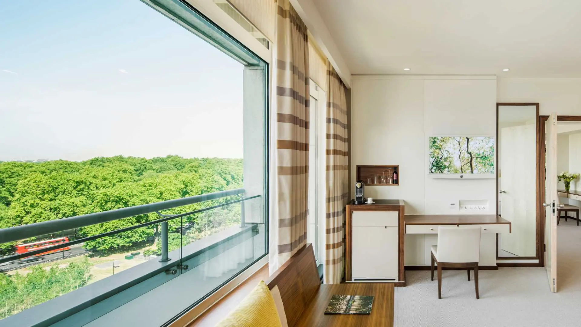 Review of COMO Metropolitan London - 6