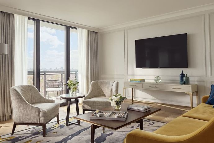 Verified hotel review - The Carlton Tower Jumeirah - 1