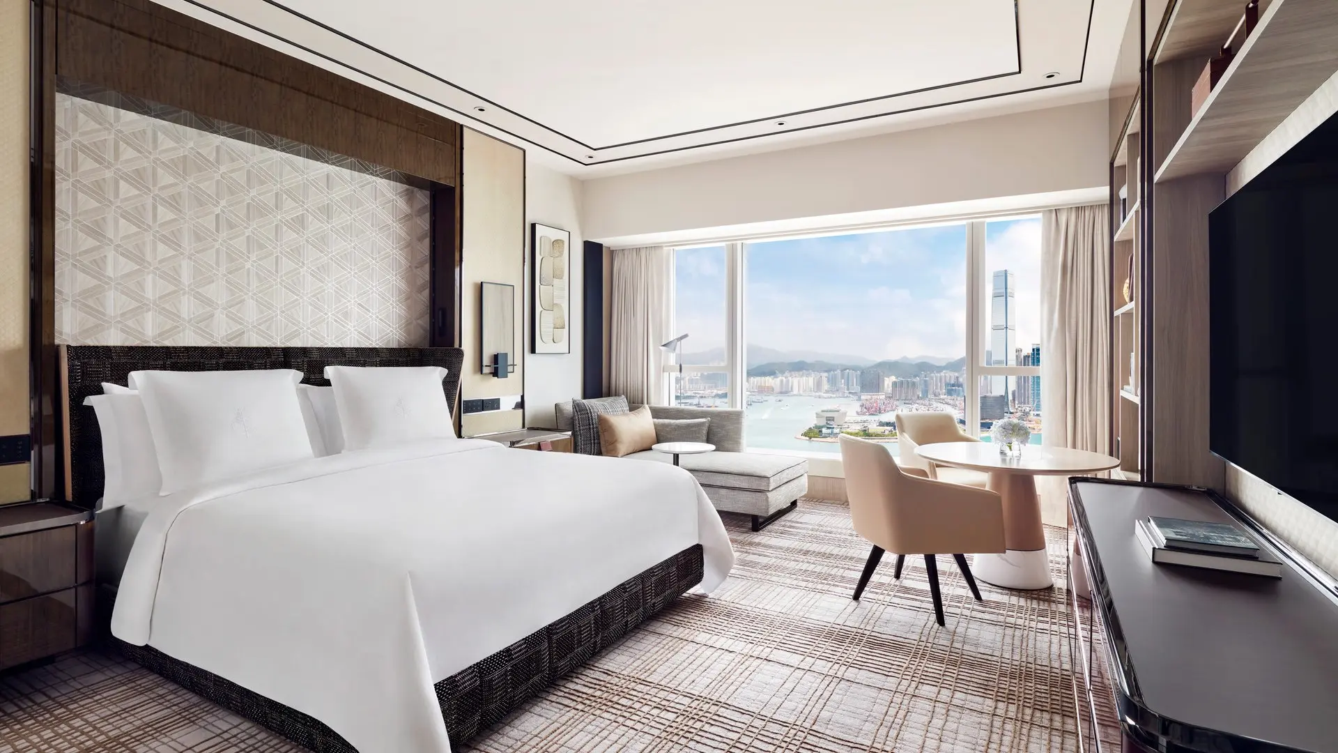 Review of Four Seasons Hotel Hong Kong - 2