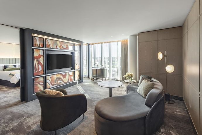 The Darling at The Star - 25