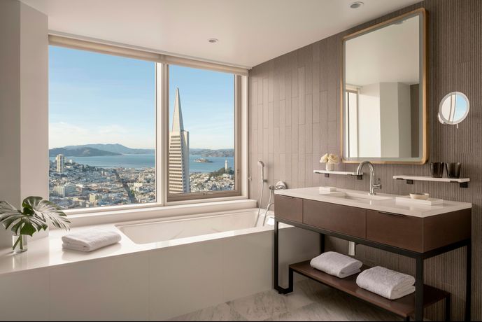 Verified hotel review - Four Seasons Hotel San Francisco at Embarcadero - 1