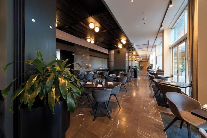 Verified hotel review - Crowne Plaza Adelaide - 3