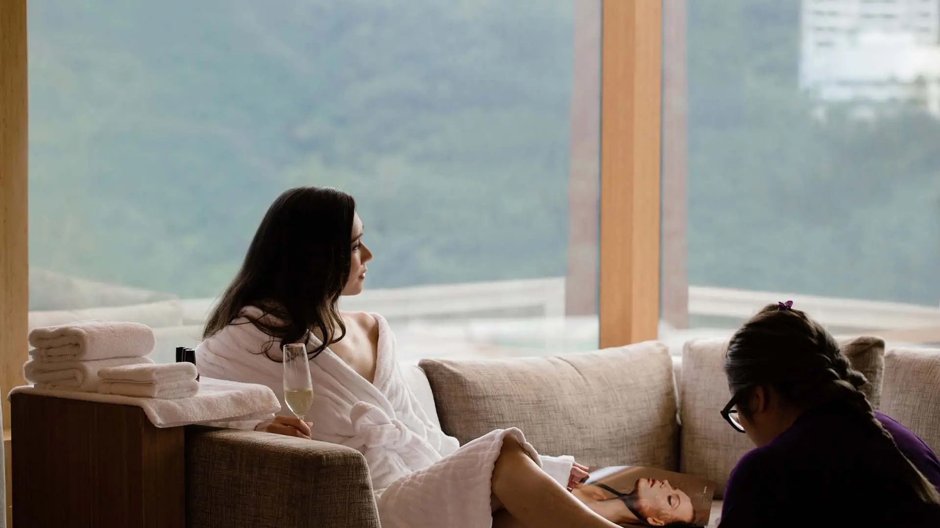 Hotel review Service & Facilities' - The Upper House - 1