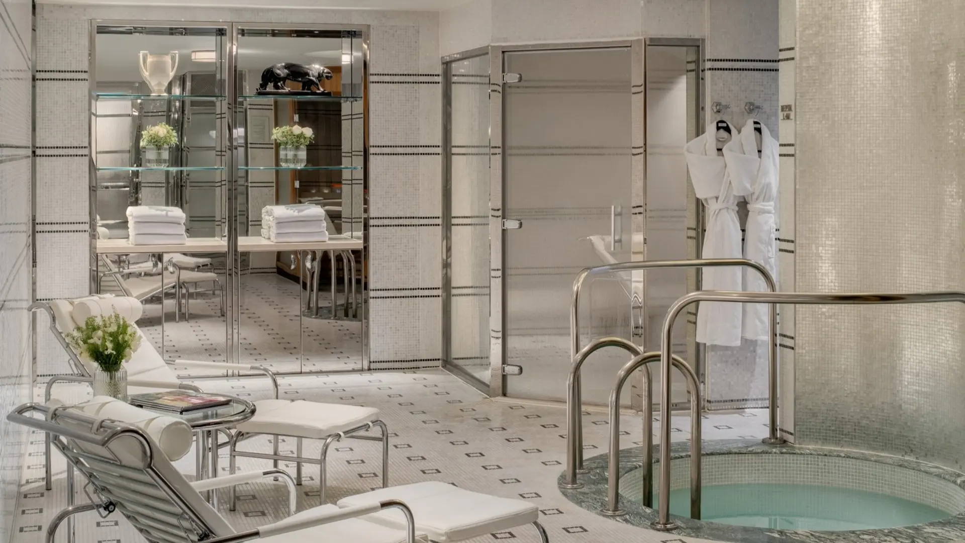 Hotel review Service & Facilities' - The Beaumont Hotel - 5