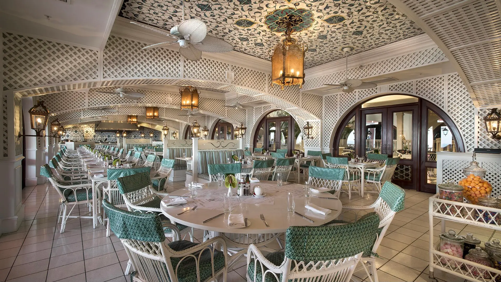 Hotel review Restaurants & Bars' - The Oyster Box - 3